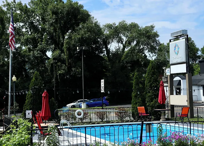 Twi-Lite Inn