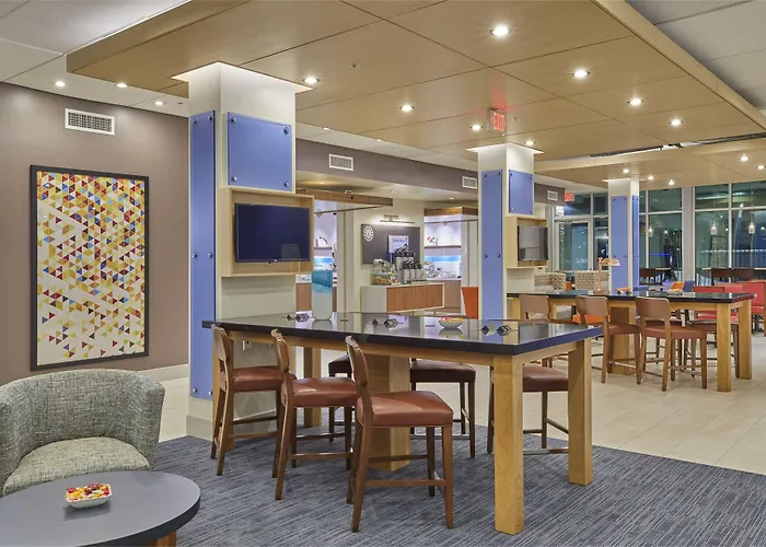 Holiday Inn Express & Suites - Hermiston Downtown By Ihg