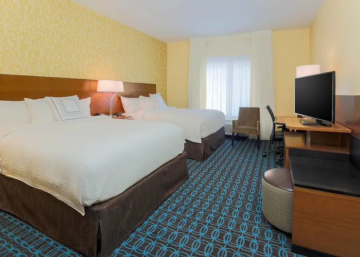 Fairfield Inn & Suites By Marriott Alexandria