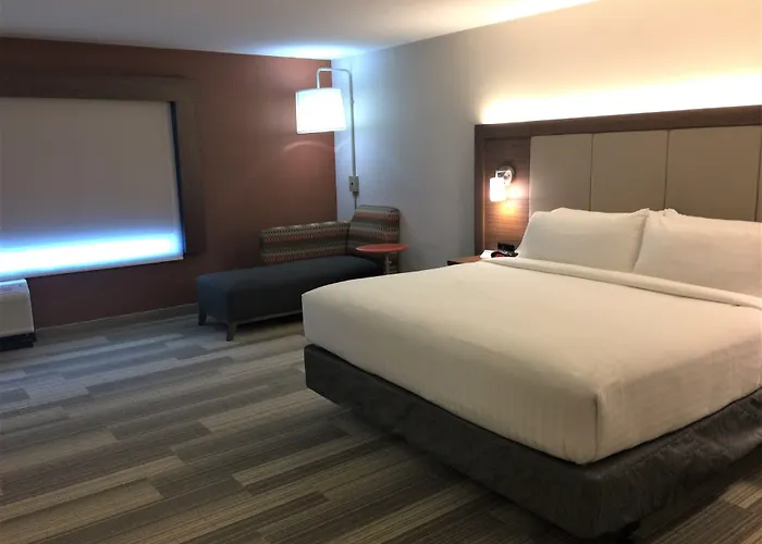 Holiday Inn Express & Suites Danville By Ihg