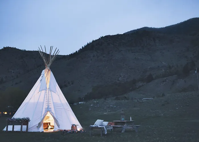 Dreamcatcher Tipi Hotel