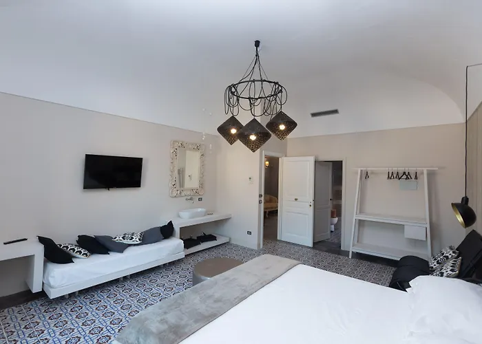 Palazzo Conti Camere & Suites