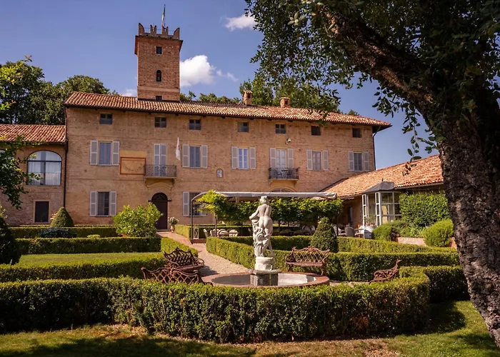 Relais Castello Di Razzano