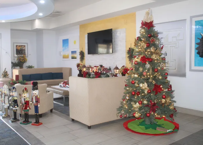 Days Inn & Suites By Wyndham Lubbock Medical Center
