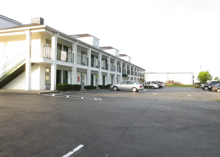 American Motel - Lenoir