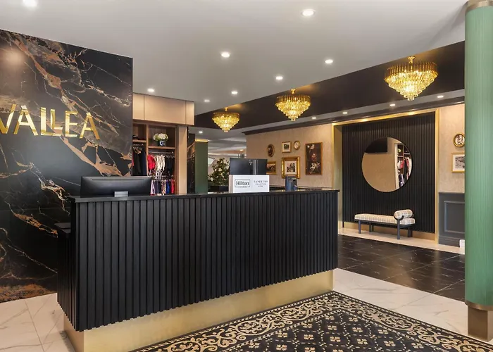 Hotel Vallea Bromont, Tapestry Collection By Hilton