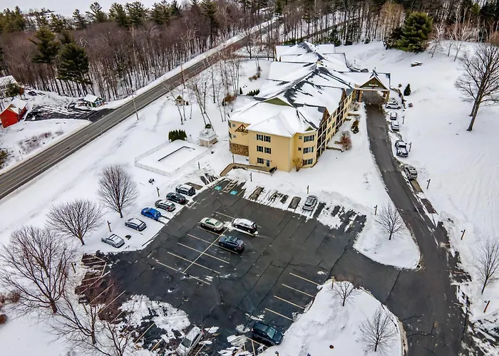 Mountain Edge Suites At Sunapee, An Ascend Collection Hotel