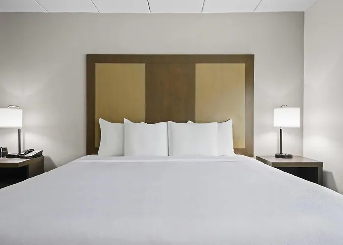La Quinta By Wyndham Sturbridge