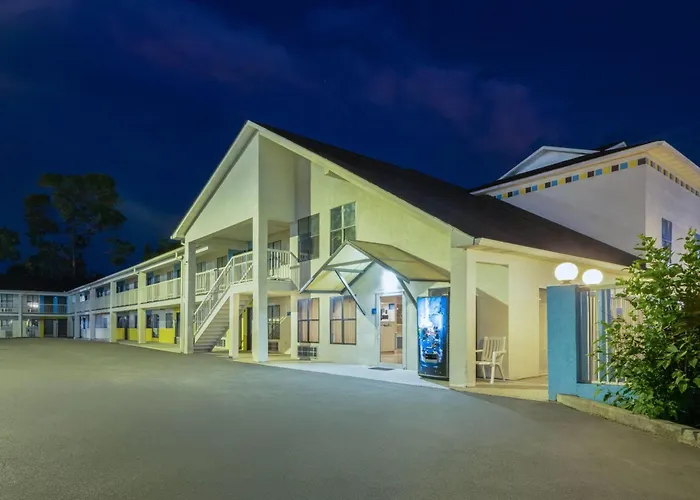 Days Inn By Wyndham Alma