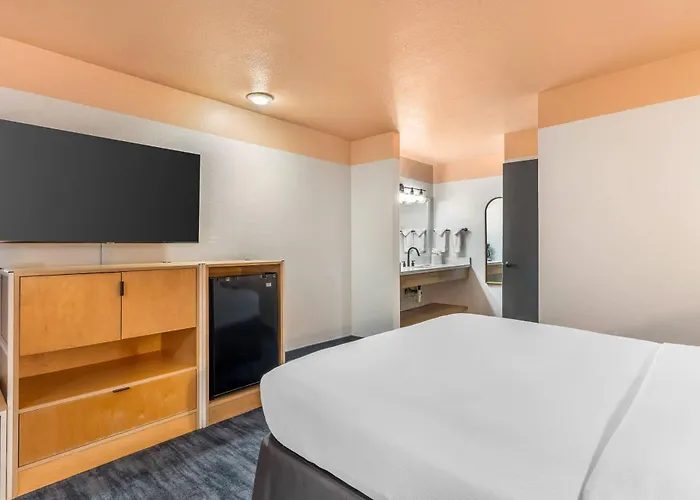 The Sandman Santa Rosa Sonoma, An Ascend Collection Hotel