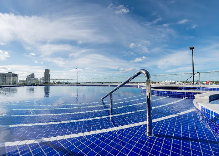 Meriton Suites Southport
