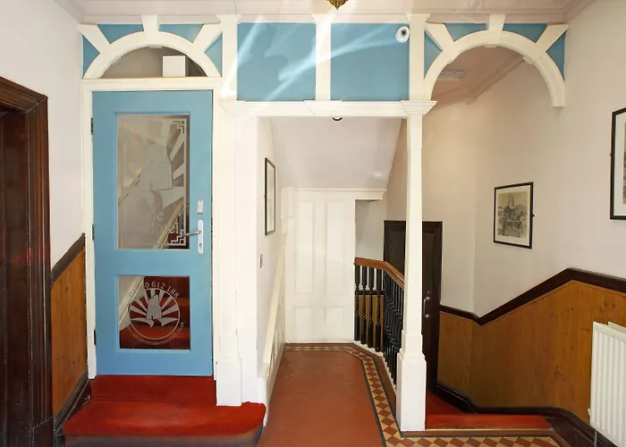 Castle Hotel