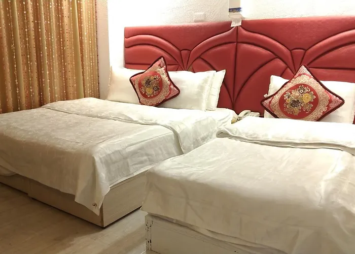 Aloha Hotel