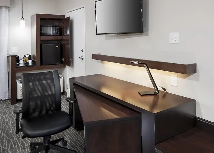 Courtyard By Marriott Dallas Plano/Richardson