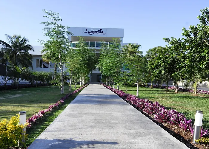 Luganvilla Business Hotel And Restaurant