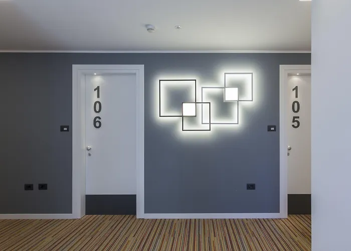 Tourist Hotel