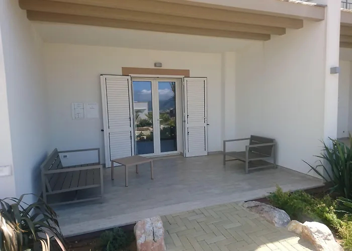 La Blanca Resort & Spa