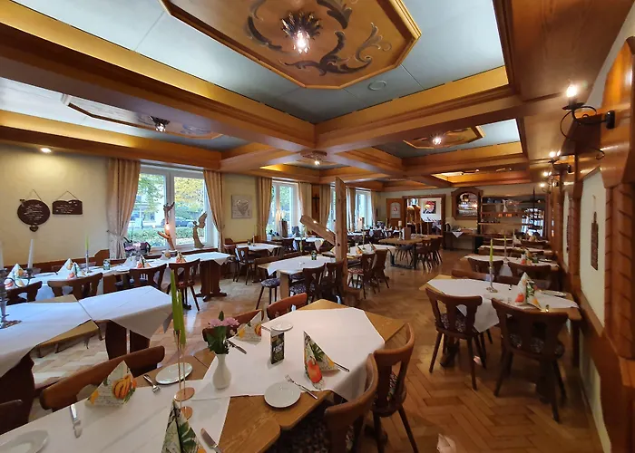 Hotel Neuenburger Hof