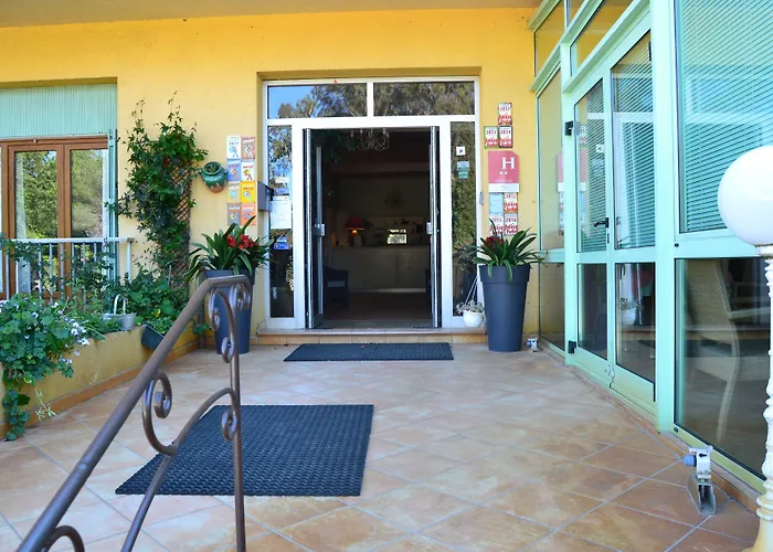 Hotel Cyrnea