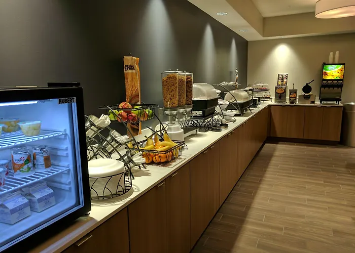 Microtel Inn & Suites By Wyndham Clarion