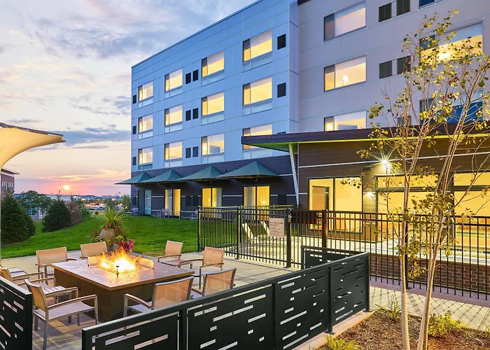 Element West Des Moines