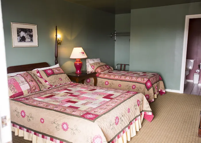 Cottonwood Inn