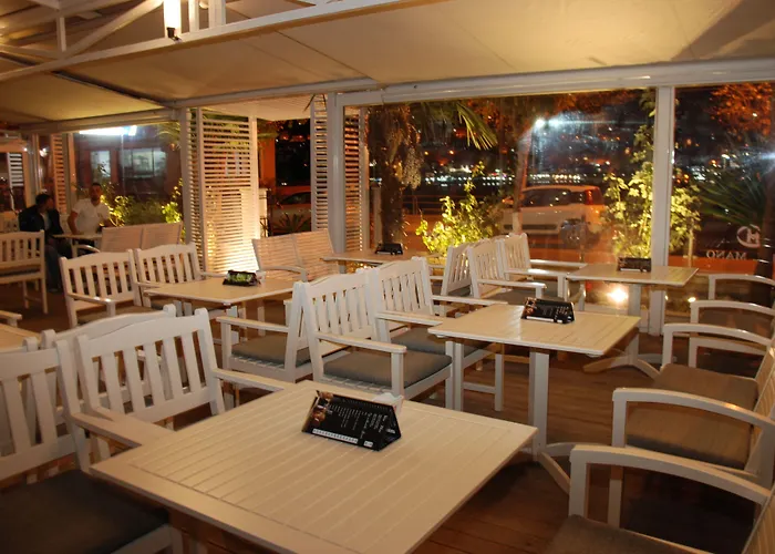 Hotel Mano