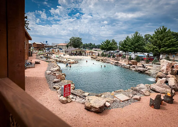 Natura Vue Resort & Boathouse