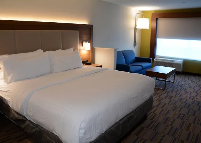 Holiday Inn Express & Suites - Pittsburgh - Monroeville By Ihg