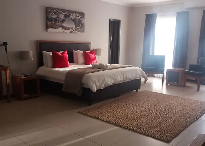 Clanwilliam Hotel