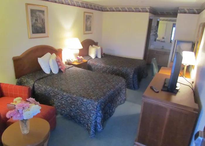 Travel Inn & Suites