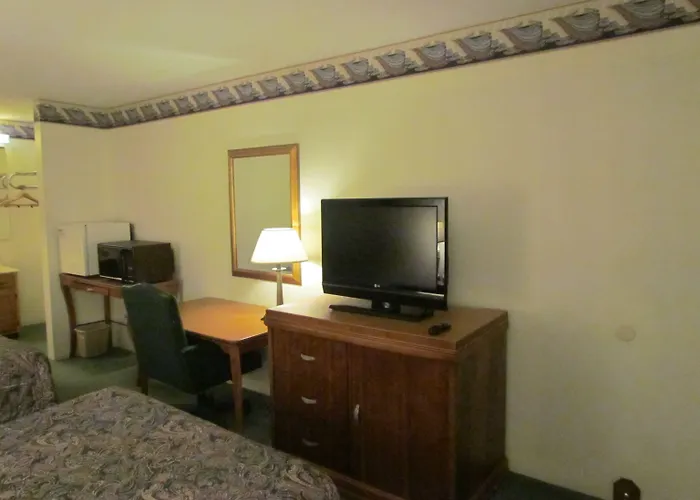 Travel Inn & Suites