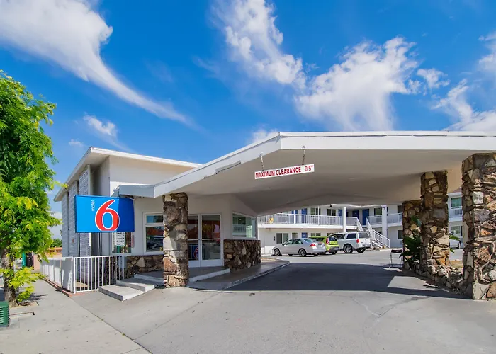Motel 6-San Bernardino, Ca - Downtown