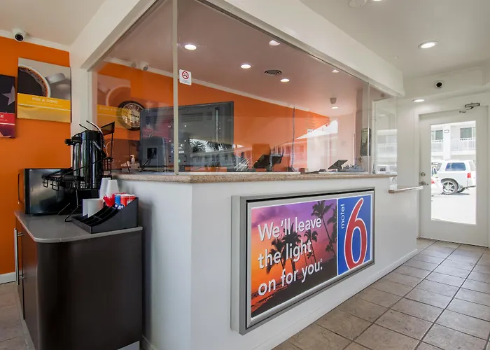 Motel 6-San Bernardino, Ca - Downtown