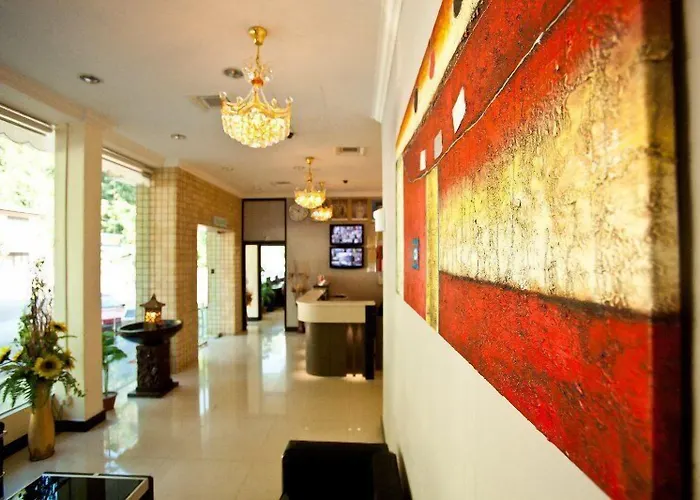 Home 2 Hotel Sdn Bhd