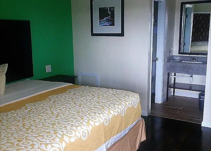 Budget Inn