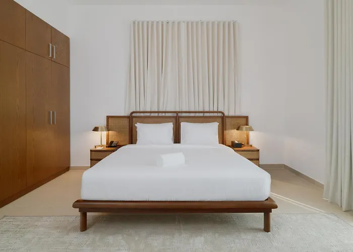 Remal Hotel & Villas Al Dhannah City