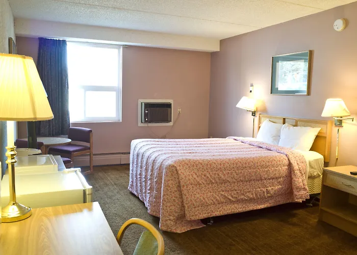 Blue Bird Hotel