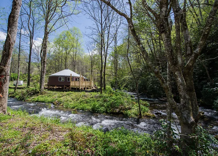 Staynantahala - Smoky Mountain Cabins And Luxury Yurts