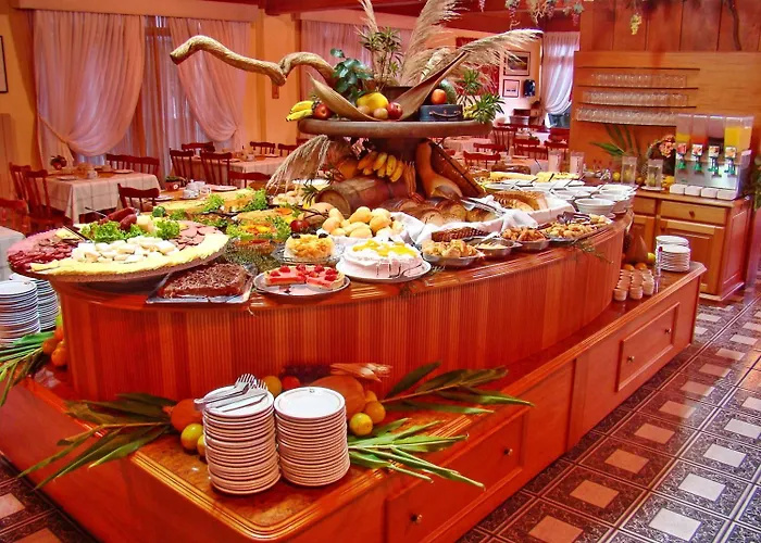 Hotel Sky Gramado - Cartao Postal De Gramado Rs