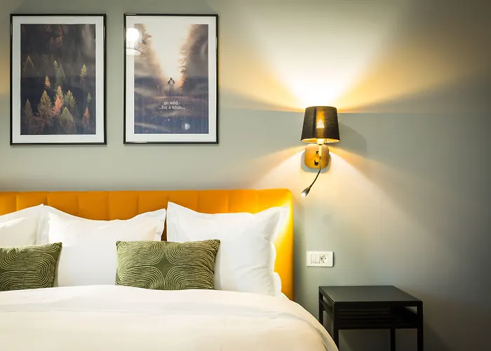 Upperhouse Suites & More