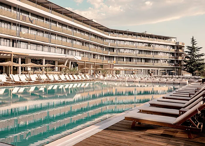 Sunny Beach Club - Adults Only #Youthfulvibes