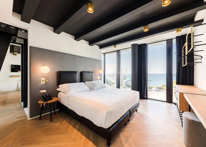 Maisonme Boutique Hotel (Adults Only)