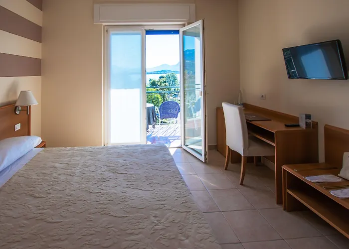 Hotel Alpi