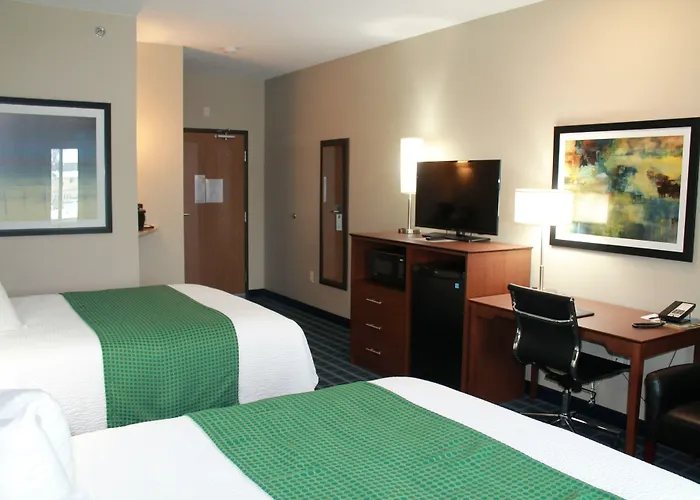 Reston Lodge & Suites - Emmetsburg