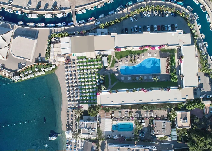 Lugga Boutique Hotel & Beach