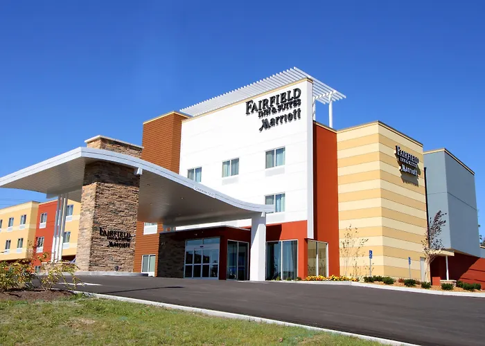 Fairfield Inn & Suites By Marriott London