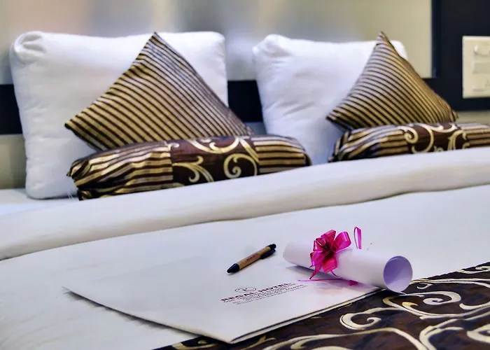 Hotel Shanti Palace