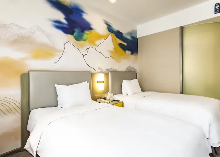 Holiday Inn Express Lhasa Potala Palace By Ihg