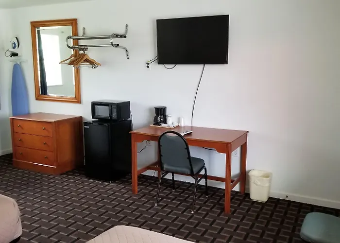 Budget Inn Breezewood